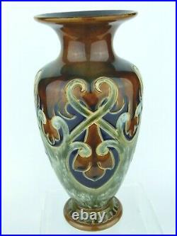 A Stunning Royal Doulton Lambeth Art Nouveau Vase by Frank Butler. Dated 1906. #2