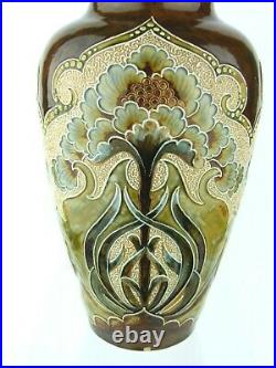 An Excellent Doulton Lambeth Art Nouveau Vase by Eliza Simmance. Circa 1900