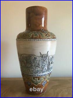 Fabulous 1907 Doulton Lambeth Hannah Barlow Highland Cattle Stoneware Vase