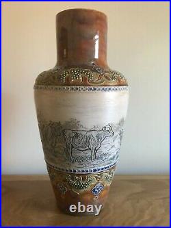 Fabulous 1907 Doulton Lambeth Hannah Barlow Highland Cattle Stoneware Vase